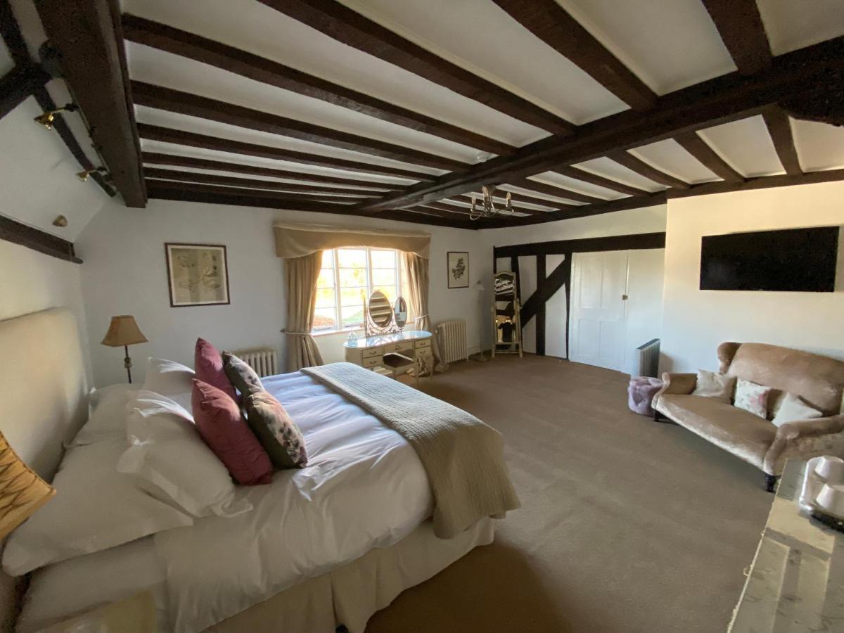 Prested Hall Braintree Bagian luar foto