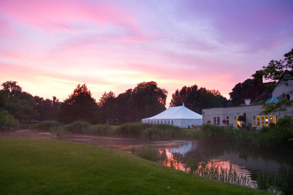 Prested Hall Braintree Bagian luar foto